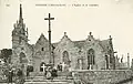 L'église paroissiale de Trédrez et son calvaire du début du XXe siècle (carte postale).