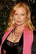 Traci Lords interprète Phyllis