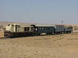 Train diesel dans une région désertique de l'Érythrée.