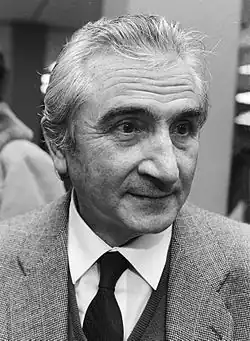 Muñoz, entraîneur le plus titré du club (14 titres).
