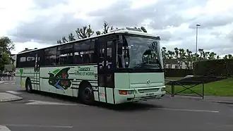 Irisbus Recreo C955 en ancienne livrée à Meaux.