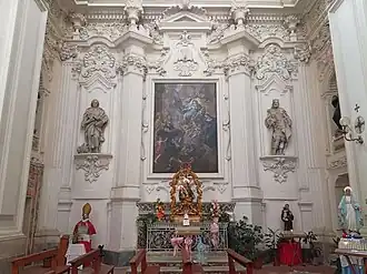 Transept gauche.