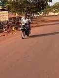 Transport à Pobé.jpg