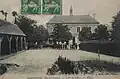 Treffendel ː l'école des filles au début du XXe&nbsp;siècle (carte postale).