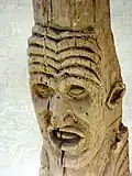 Engoulant de la charpente.