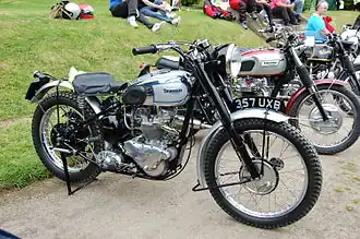 Image illustrative de l’article Triumph TR5 Trophy