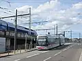 Un trolleybus de la ligne C2 sur le pont