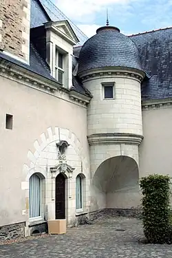 Tourelle sur trompe, à Angers.