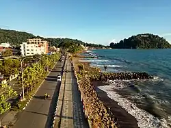 La plage à Padang.