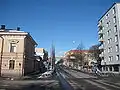 L'extrémité sud de Puistokatu vue de l'Aurajoki (Martinsilta).