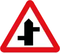 Intersection avec des routes non prioritaires