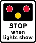 Signal lumineux et sonore d'arrêt obligatoire (peut aussi être utilisé aux ponts mobiles ou aux zones de traversée d'avions)