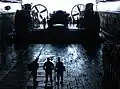 Une embarcation de débarquement LCAC enradie l'USS Carter Hall au large de Moorehead City (Caroline du Nord) (5 novembre 2005)
