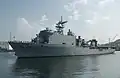 Le USS Harper en 2002, version contemporaine américaine des LST.