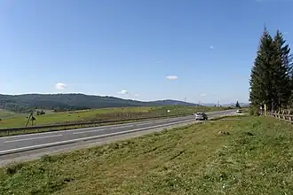 La route dans les Carpates ukrainiennes.