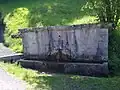 Une fontaine.