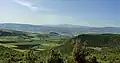 Une vue à distance de la ville de Pazarcık.