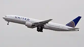N772UA, l'appareil impliqué dans l'incident, ici photographié en juin 2012.