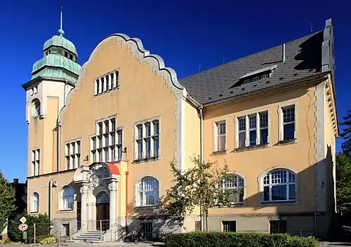 Hôtel de ville.