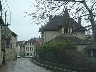 Vénérieu