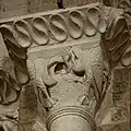 Les Pélicans (1120–1140) : calcaire, nef, parties hautes, côté nord, chapiteau no&nbsp;90.