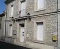 La mairie de Vacquières.