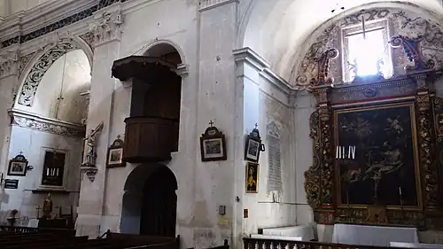 Côté sud de l'église