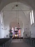 Vue vers l'autel.