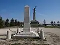 Statue de Kellermann et obélisque à Valmy