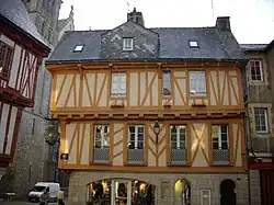 1, place Henri-IV