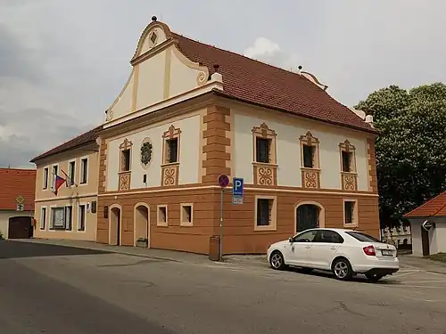 Hôtel de ville.