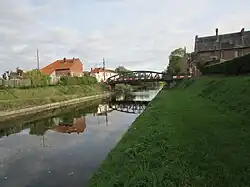 Le pont sur le canal de Saint-Quentin.