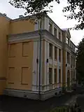 Munga 16, Lycée russe