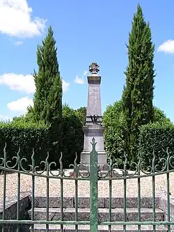 Monument aux morts.