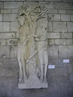 Statue d'Adam et Ève.