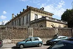 L'hôpital depuis la rue Richaud avant sa restauration.