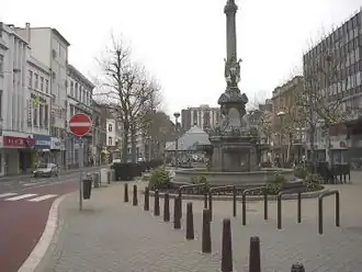 Fontaine Pierre David, place Verte.