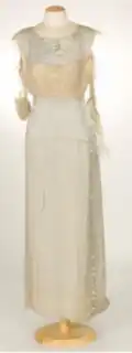 Robe.
