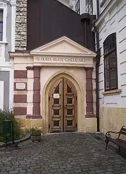 Chapelle de Gisèle (XIe siècle).