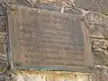Plaque mentionnant les personnalités de Corrèze  présentes lors de l'inauguration.