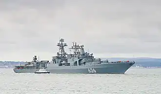 Lanceurs de missiles SS-N-14 Silex à bord du navire de classe Udaloy Vice Amiral Kulakov, arrivant à la base navale de Portsmouth, Royaume-Uni, au mois d'août 2012.