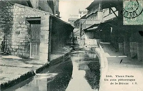 Tonneaux de blanchisseuses.