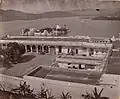 Les cours du palais vers le lac Pichola