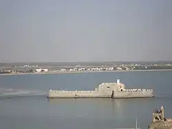 Vue de la prison de Water Fort depuis le Fort Diu avec sa tour de guet