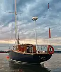 Vigie (II) - Vue de la poupe avec nom du bateau sur le tableau arrière. Mouillage Yacht-Club de Québec