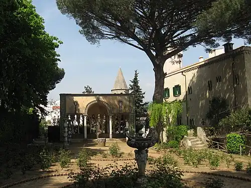 Le salon de thé.