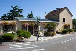 Photographie du bâtiment de l'hôtel de ville.