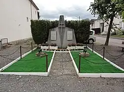 Monument aux morts.