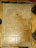 Dalle funéraire d'Anoine Mouton, curé de Bouillant.