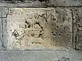 Épitaphe à l'extérieur de l'église.